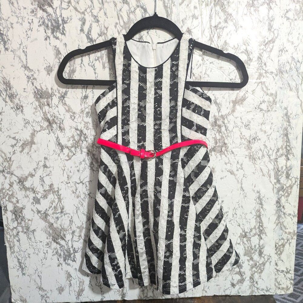 Lace Striped Sleeveless Dress - Pippa & Julie sz. 5